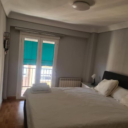 Apartamento Zaragoza Plaza Europa Экстерьер фото