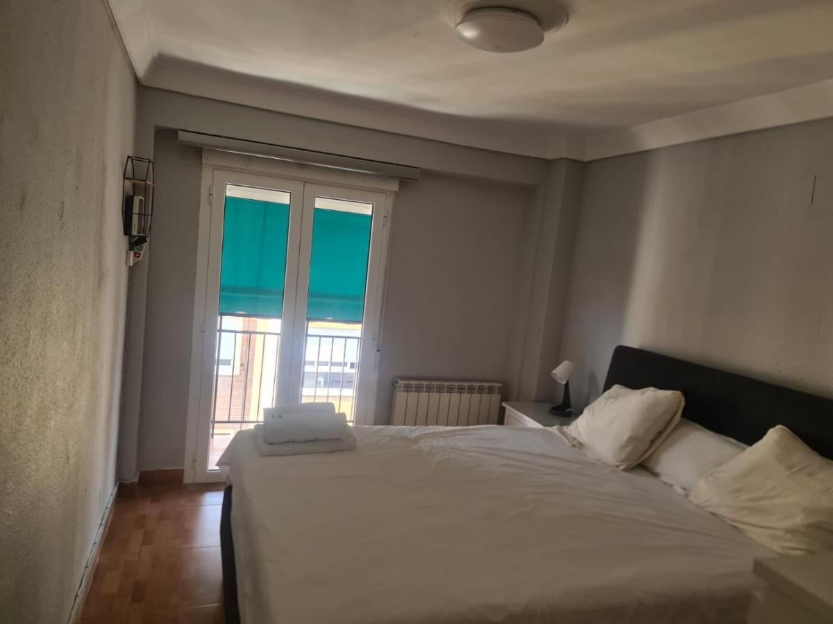 Apartamento Zaragoza Plaza Europa Экстерьер фото